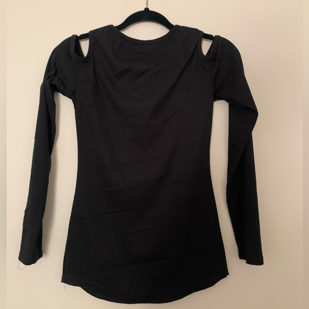 Black Criss Cross Lace Up Cold Shoulder Top - Picture 4 of 6